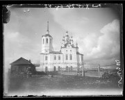 Церковь Успения Пресвятой Богородицы, Фото 1913 года из фондов Красноярского краевого краеведческого музея. Автор священник Попов<br>, Верхне-Имбатское, Туруханский район, Красноярский край