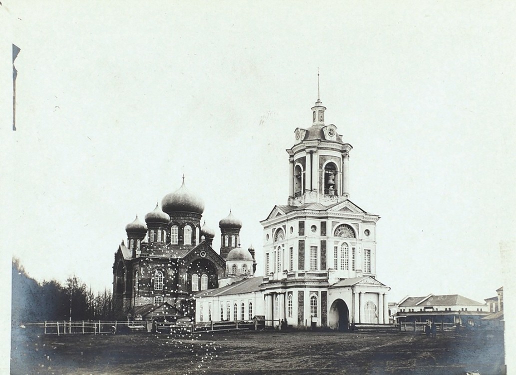 Собор Преображения Господня, Глазов (Глазовский район и г. Глазов, Республика Удмуртия). архивная фотография, Частная коллекция. Фото 1900-х годов
