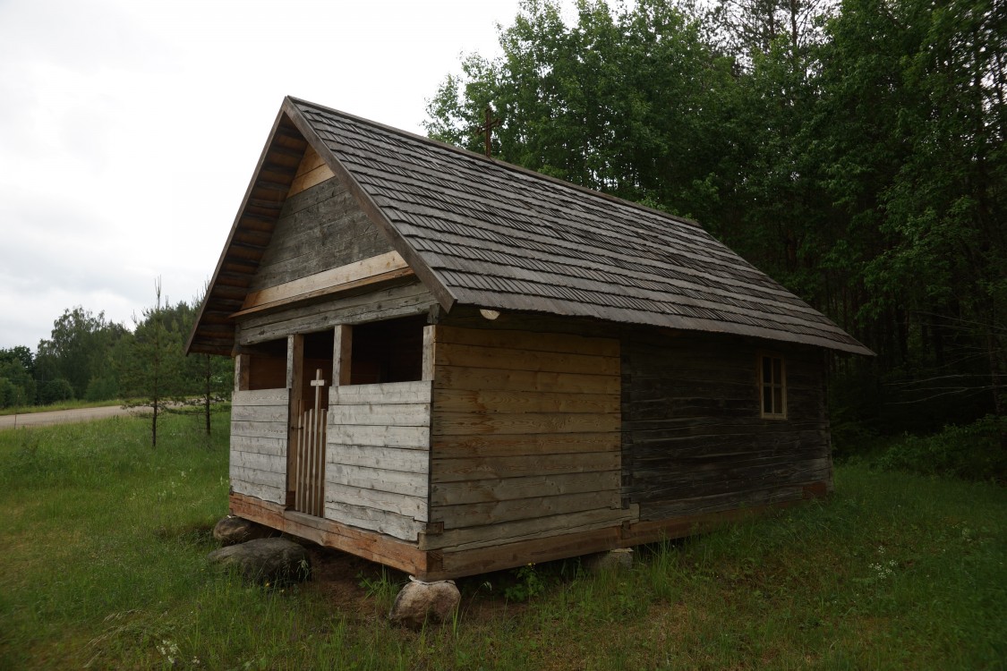 Часовня Троицы Живоначальной (старая), Вымморски (Вырумаа, Эстония). фасады
