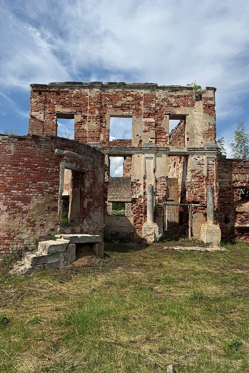 архитектурные детали. Церковь Петра и Павла, Петровское (Калининский район, Тверская область)