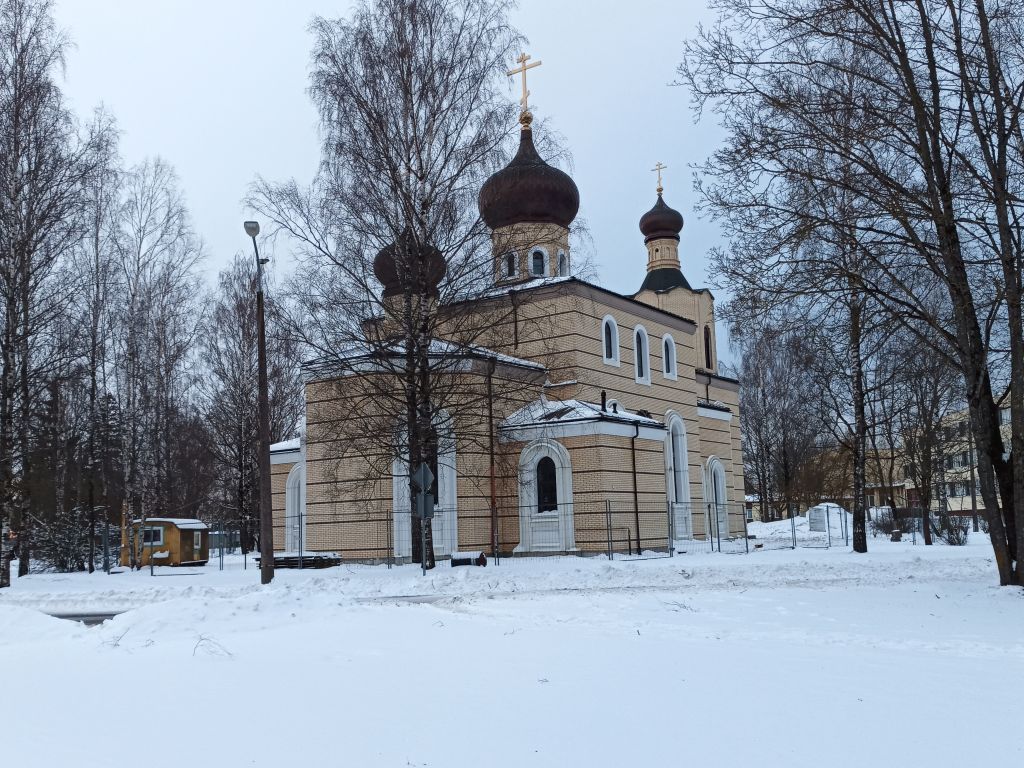 Олайне. Церковь Димитрия Солунского. фасады, Вид со стороны алтаря