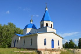 Черёмушки. Церковь Петра и Павла