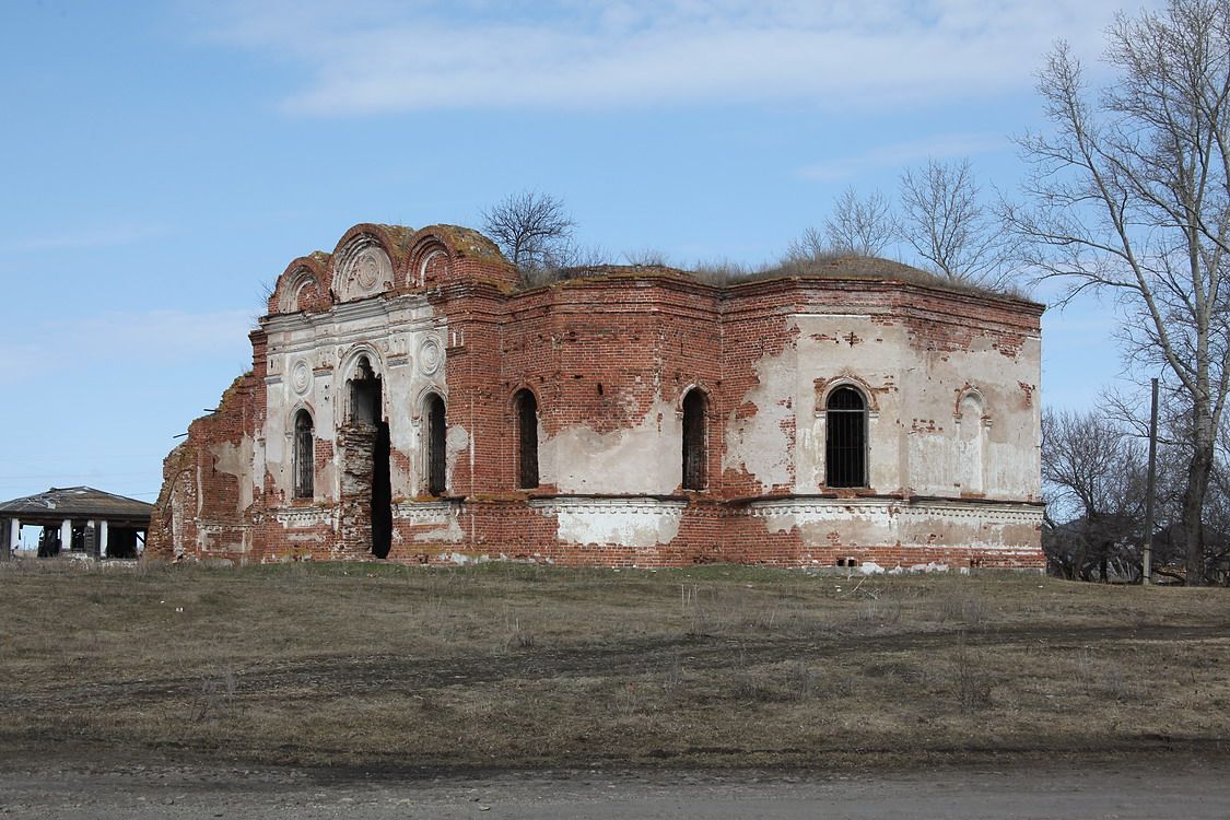 Церковь Георгия Победоносца, Тамакульское (Далматовский район, Курганская область). фасады, Вид с юго-востока