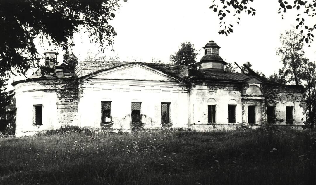 Церковь Николая Чудотворца, Чадрома (Устьянский район, Архангельская область). архивная фотография, Архивное фото. Источник: Культурное наследие Архангельской области, http://kartarf.ru/dostoprimechatelnosti/196708-cerkov-nikolskaya