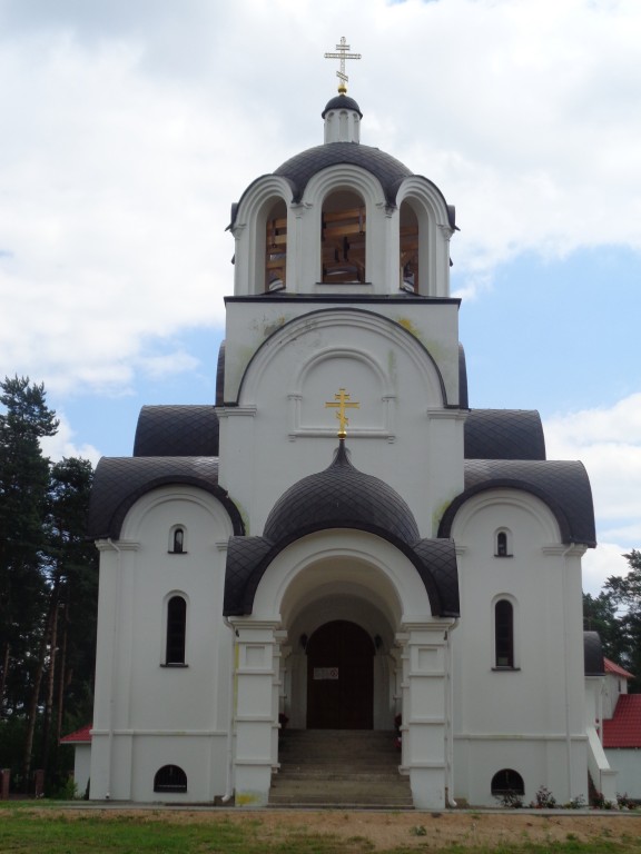 Церковь Пантелеимона Целителя, Мачулищи (Минский район, Беларусь, Минская область). фасады