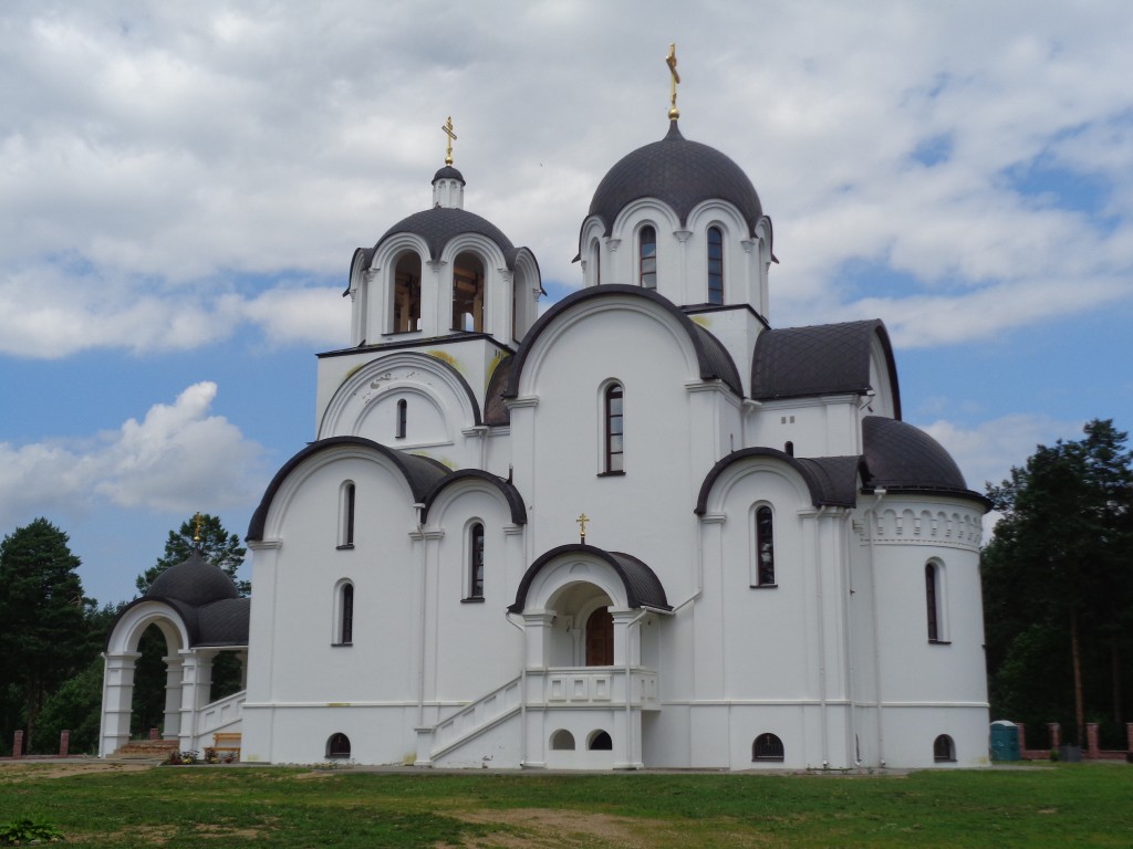 Церковь Пантелеимона Целителя, Мачулищи (Минский район, Беларусь, Минская область). фасады