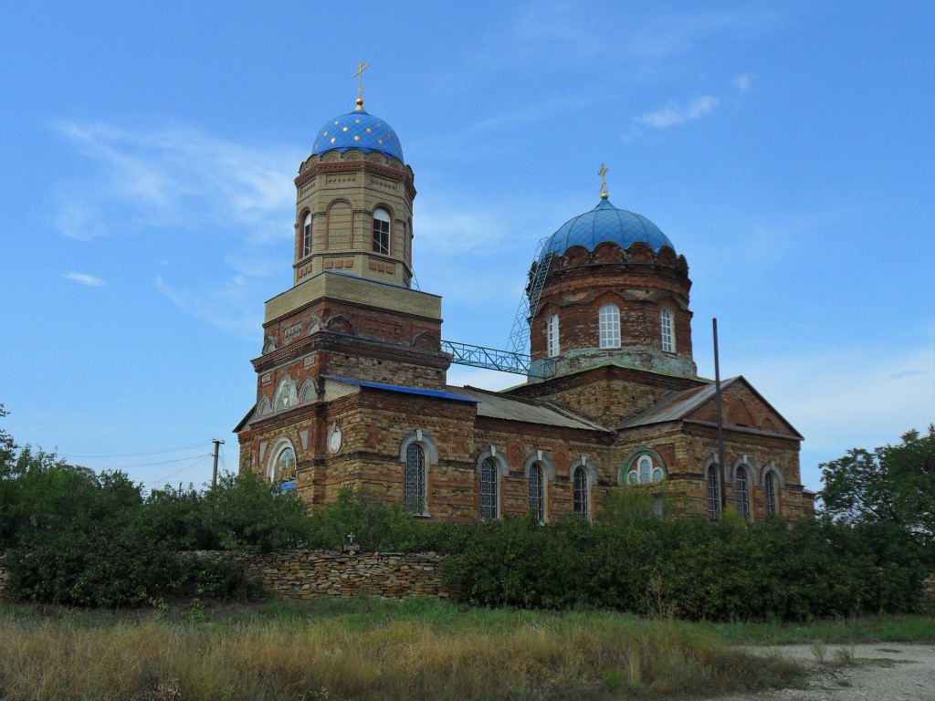 Малоивановка. Церковь Успения Пресвятой Богородицы. фасады