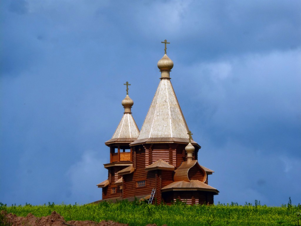 Ляпино. Церковь Спиридона Тримифунтского при спортивной школе олимпийского резерва 