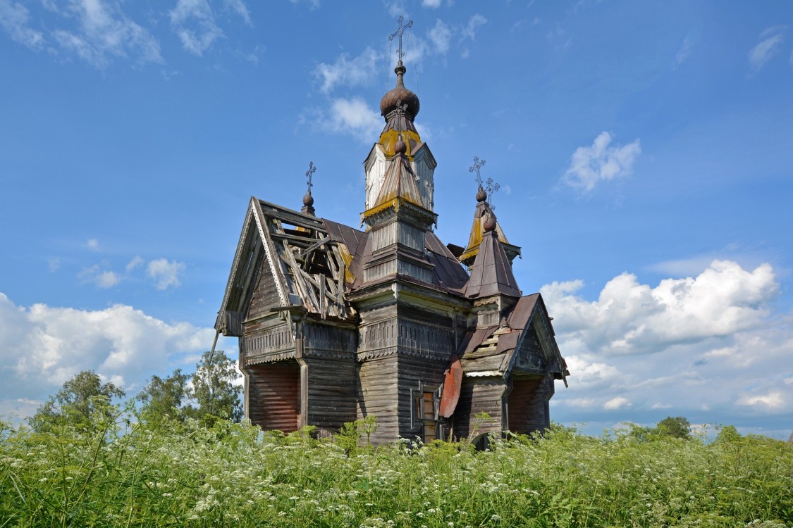 Деревянный храм Строкино