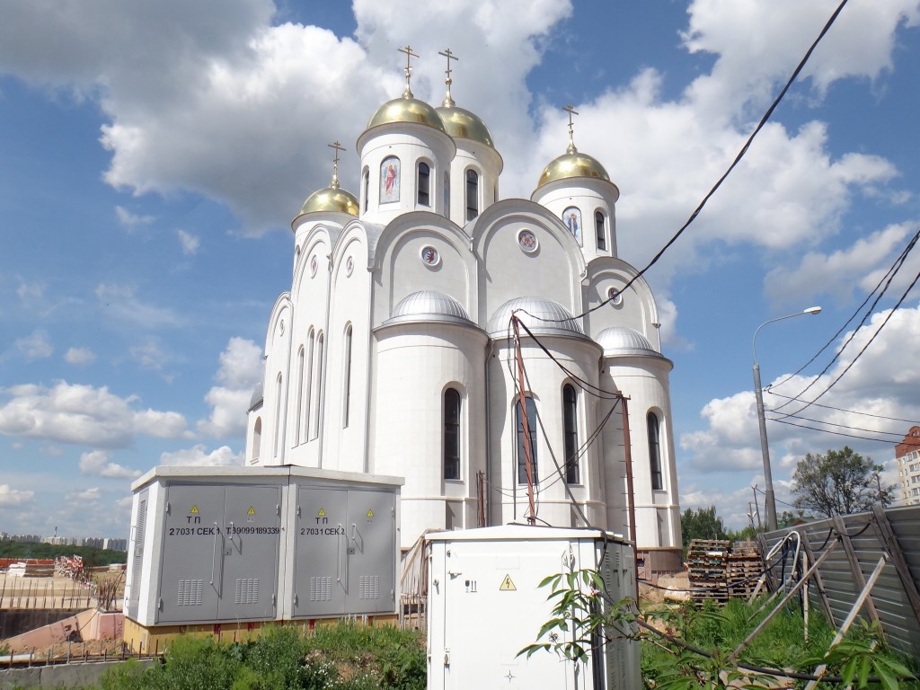 Путилково. Церковь Михаила Архангела (каменная). фасады