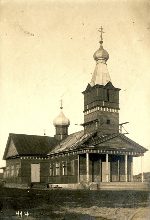 Церковь Смоленской иконы Божией Матери, Барановичи (Барановичский район, Беларусь, Брестская область). архивная фотография, Источник: http://www.chram.com.pl/wp-content/uploads/2014/03/Bia%C5%82oru%C5%9B-Baranowicze-651x1024.jpg