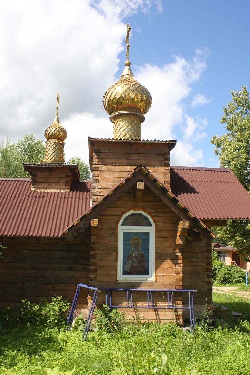 Часовня Елисаветы Феодоровны, Берново (Старицкий район, Тверская область). архитектурные детали, Новая часовня на месте старой