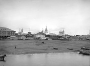 Церковь Владимирской иконы Божией Матери, Фотография Красного Яра из альбома "Волга от истока до Каспия"-1894 г. Храм Владимирской иконы Божией Матери справа от центра, на второй береговой линии.<br>, Красный Яр, Красноярский район, Астраханская область