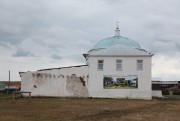 Церковь Петра и Павла, Западный фасад (церковь в советское время была значительно перестроена)<br>, Петропавловка, Уйский район, Челябинская область