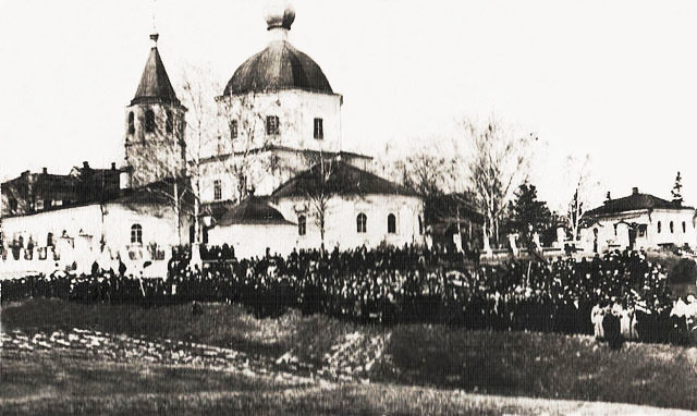 Мамадыш. Собор Троицы Живоначальной (старый). архивная фотография, Фото начало 1900-х г. С сайта  http://mamadysh.info/photo/fotografija_1/9-0-2739  