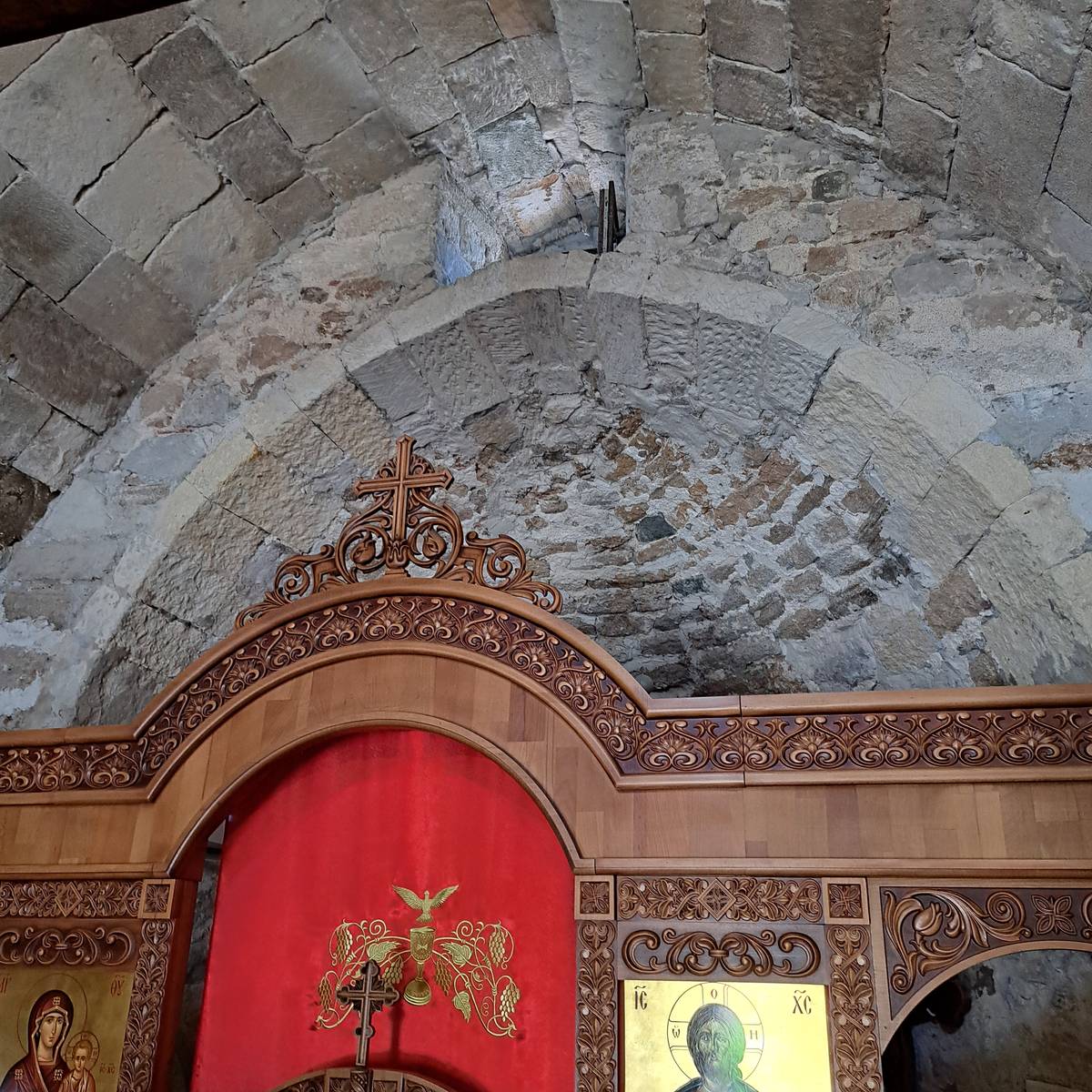 Конха. Стрельчатый свод. , интерьер и убранство. Церковь Георгия Победоносца, Феодосия (Феодосия, город, Республика Крым)