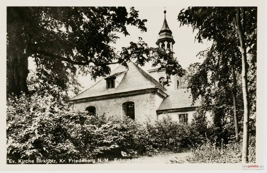 Церковь Михаила Архангела, Бжоза (Любуское воеводство, Польша). архивная фотография, Источник: http://lubuskie.fotopolska.eu/foto/474/474378.jpg