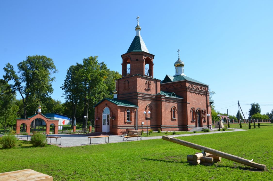 Церковь Петра и Павла, Овсорок (Жиздринский район, Калужская область). фасады