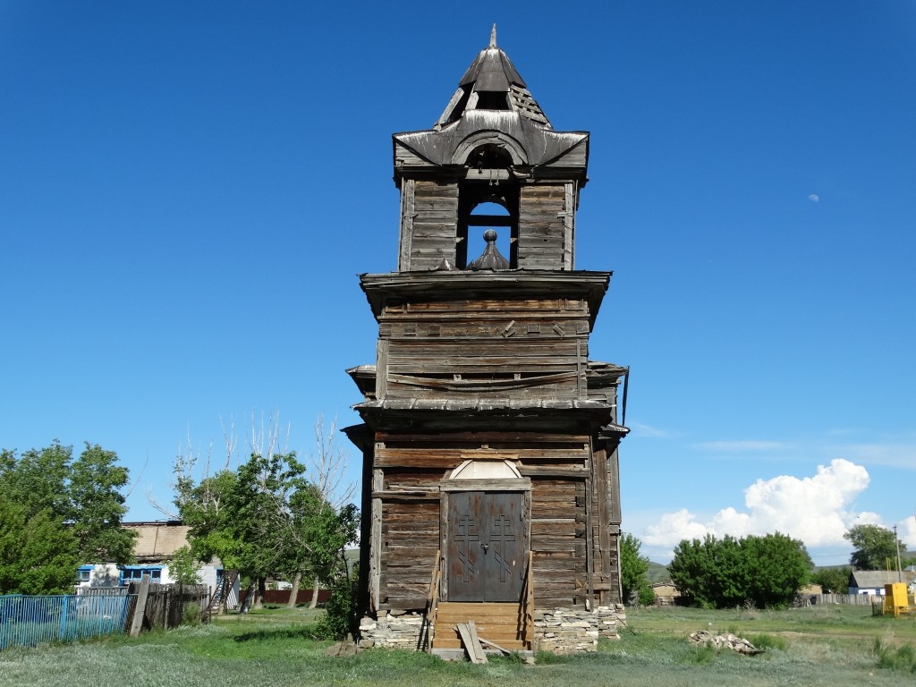 Церковь Покрова Пресвятой Богородицы, Подгорное (Кувандыкский район, Оренбургская область). фасады