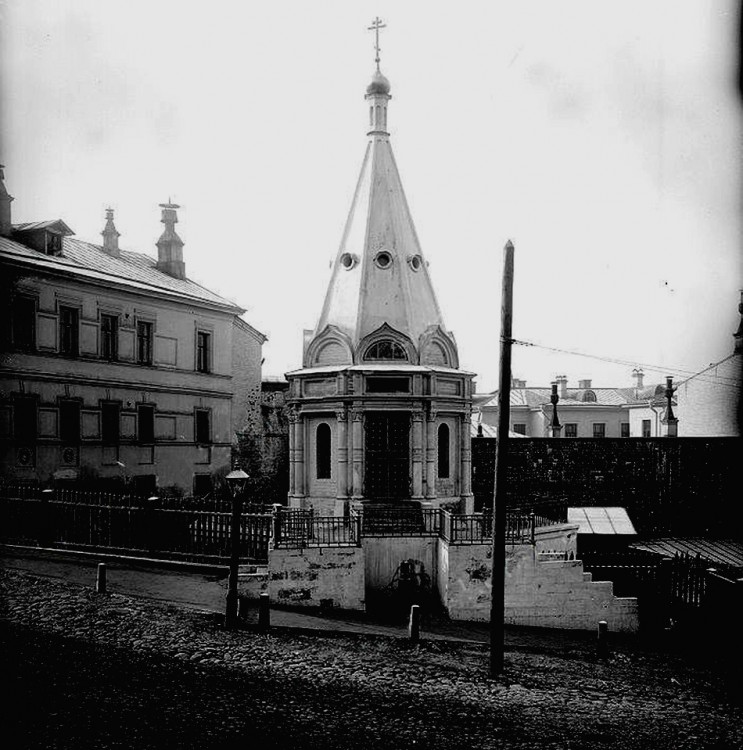 Благовещенский монастырь. Часовня Алексия, митрополита Московского (старая), Нижегородский район (Нижний Новгород, город, Нижегородская область). архивная фотография, Архитектор Г.И.Кизеветтер. фото 1890 год с https://pastvu.com/p/179318