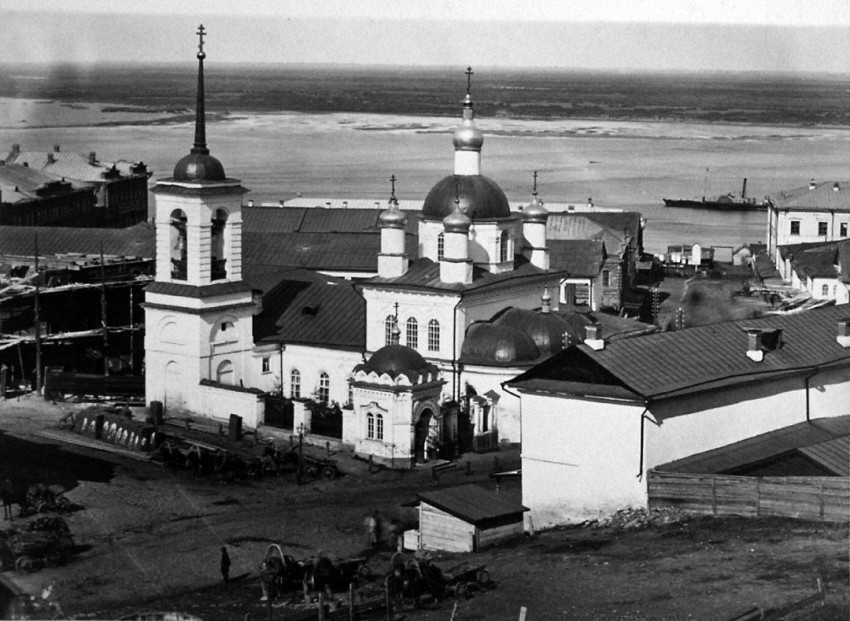 Нижегородский район. Церковь Казанской иконы Божией Матери над Зеленским съездом (старая). архивная фотография, фото 1886—1916 с сайта http://pro-nn.org/photos/1185