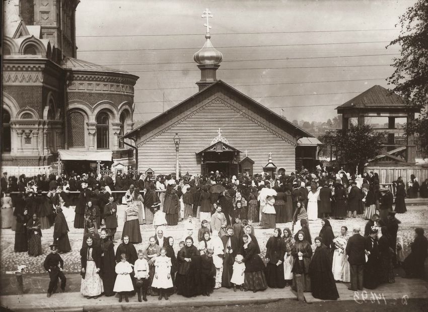 Часовня Тихвинской иконы Божией Матери в Стеклянном городке (старая), Невский район (Санкт-Петербург, г. Санкт-Петербург). архивная фотография, Фото ателье Буллы.с сайта https://pastvu.com/p/341366