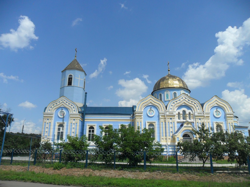Зимогорье. Церковь Троицы Живоначальной. фасады
