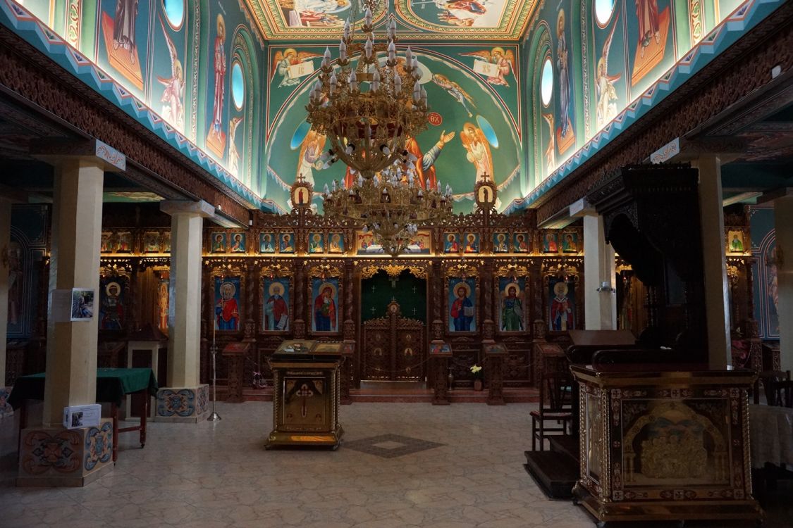 Церковь Иоанна Рыльского, Бургас (Бургасская область, Болгария). интерьер и убранство