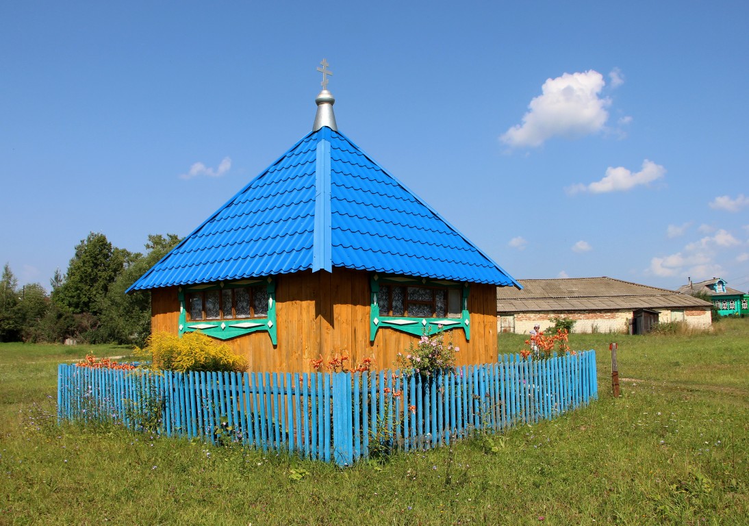 Часовня Троицы Живоначальной, Галицкое (Санчурский район, Кировская область). фасады