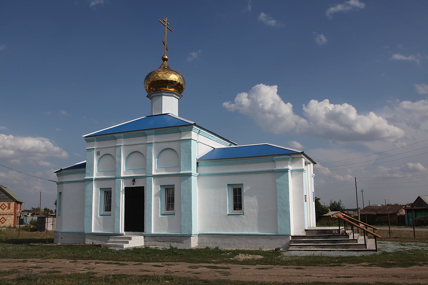 Церковь Космы и Дамиана, Анненское (Карталинский район, Челябинская область). фасады