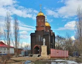 Дубовый Умёт. Церковь Покрова Пресвятой Богородицы (новая)