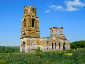 Сходнево. Церковь Троицы Живоначальной