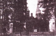 Церковь Преображения Господня при 10-ом Финляндском стрелковом полку, Фото 1916 г. с сайта http://riihihist.verkkopolku.com/?i10Seuraukset%3ARintamalla%2Cteloitettuina<br>, Рийхимяки, Канта-Хяме, Финляндия