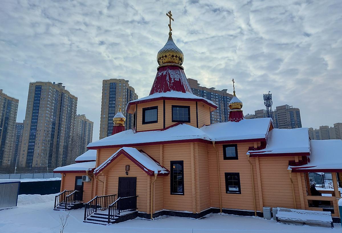 фасады. Церковь Мучеников младенцев Вифлеемских в Торфяном, Выборгский район (Санкт-Петербург, г. Санкт-Петербург)