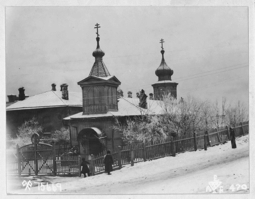 Владивосток. Церковь Благовещения Пресвятой Богородицы при 11-ом Сибирском стрелковом Ее Величества Государыни Императрицы Марии Феодоровны полку. архивная фотография, Частная коллекция. Фото 1919 г.