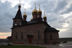 Зорино. Церковь Владимира равноапостольного