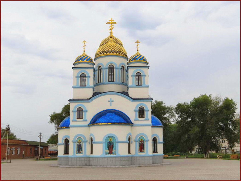 Церковь Покрова Пресвятой Богородицы, Кутейниковская (Зимовниковский район, Ростовская область). фасады