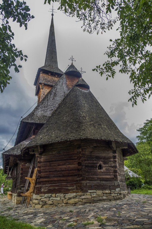 Церковь Параскевы Пятницы, Десешть (Марамуреш, Румыния). фасады, восточный фасад