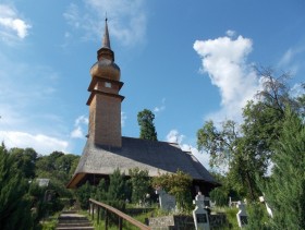 Лэския. Церковь Рождества Пресвятой Богородицы