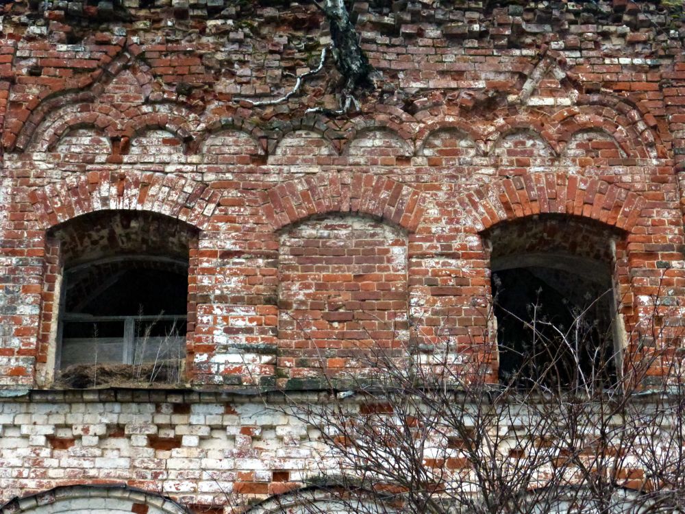 Церковь Троицы Живоначальной, Оносово (Борисоглебский район, Ярославская область). архитектурные детали