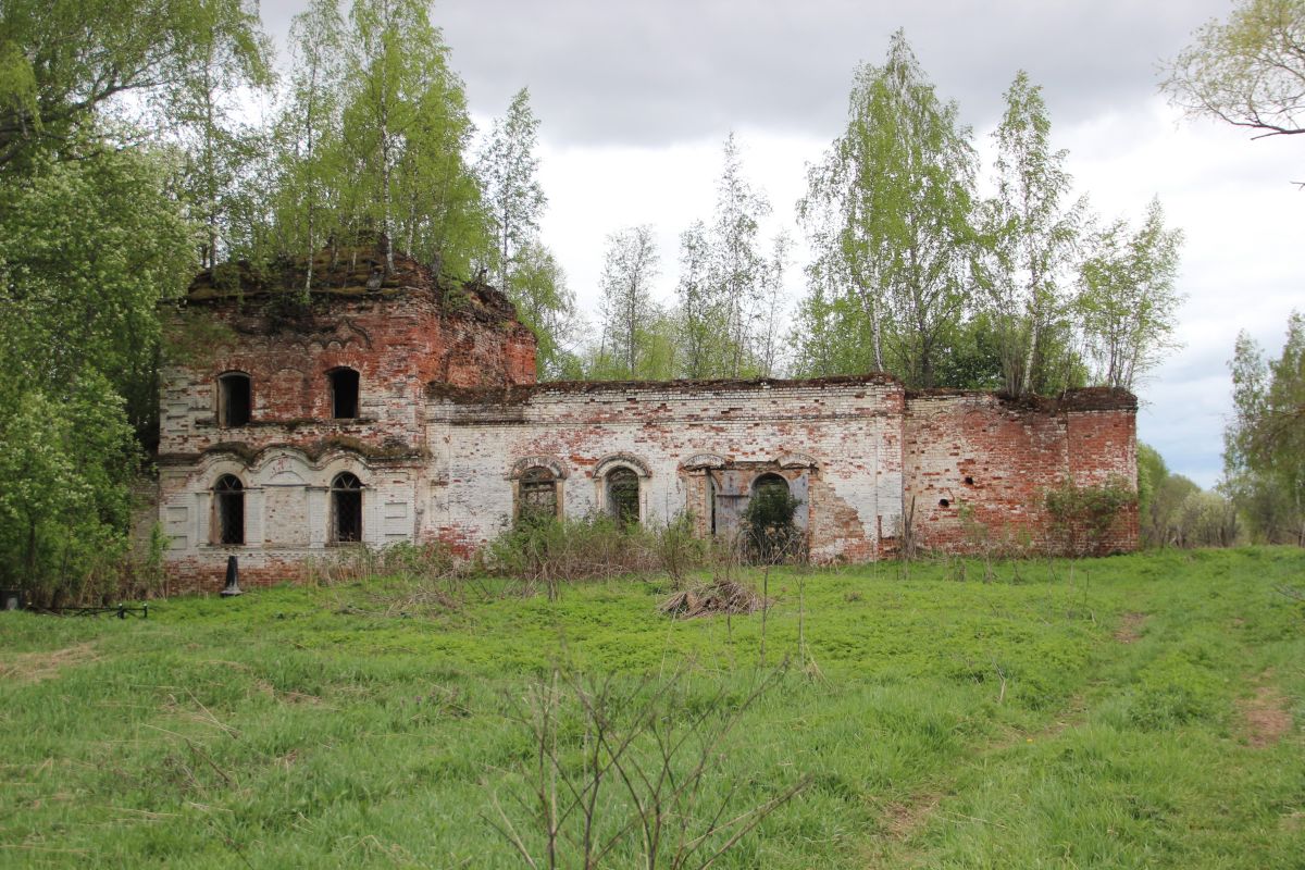 Гостилицы Церковь Троицы Живоначальной