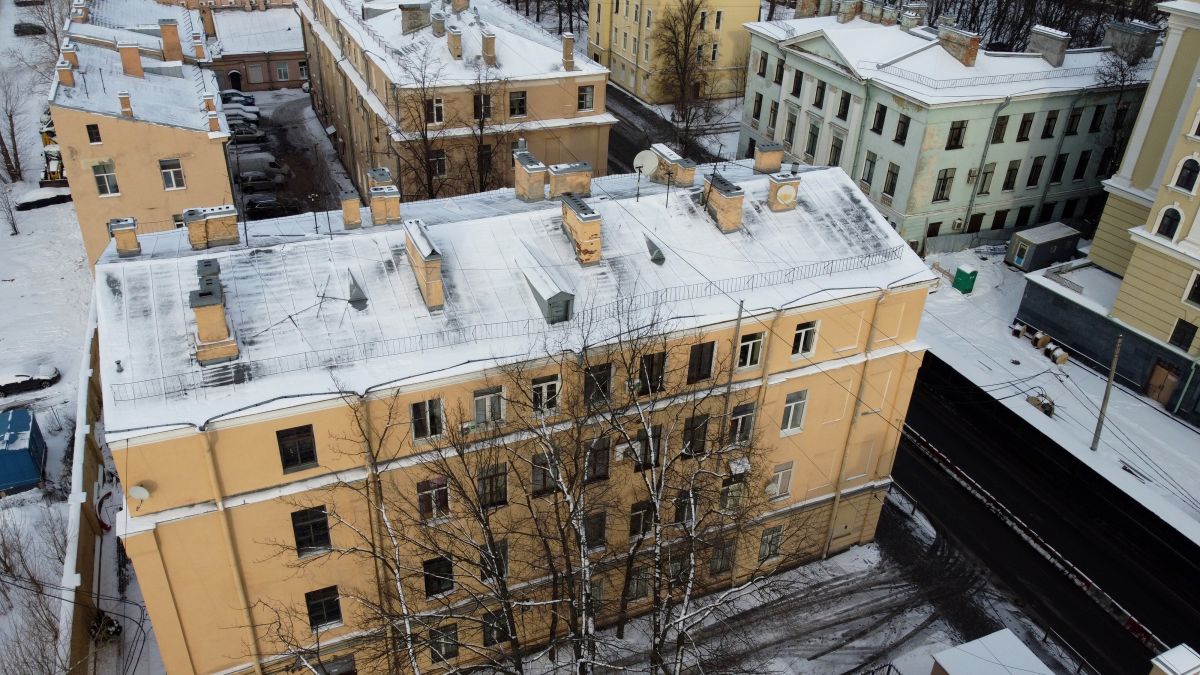 Домовая церковь Алексия, митрополита Московского при бывшем 1-ом железнодорожном полку, Адмиралтейский район (Санкт-Петербург, г. Санкт-Петербург). общий вид в ландшафте
