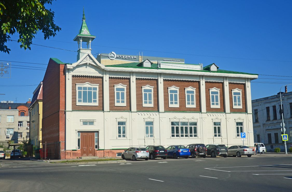 Барнаул. Домовая церковь Иоанна Рыльского при бывшей Казённой женской гимназии. фасады