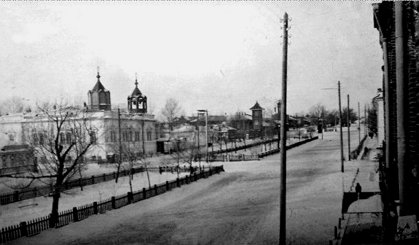Домовая церковь Благовещения Пресвятой Богородицы при бывшем Духовном училище, Барнаул (Барнаул, город, Алтайский край). архивная фотография, Фото с сайта http://samlib.ru/w/wdowin_a_n/1911.shtml