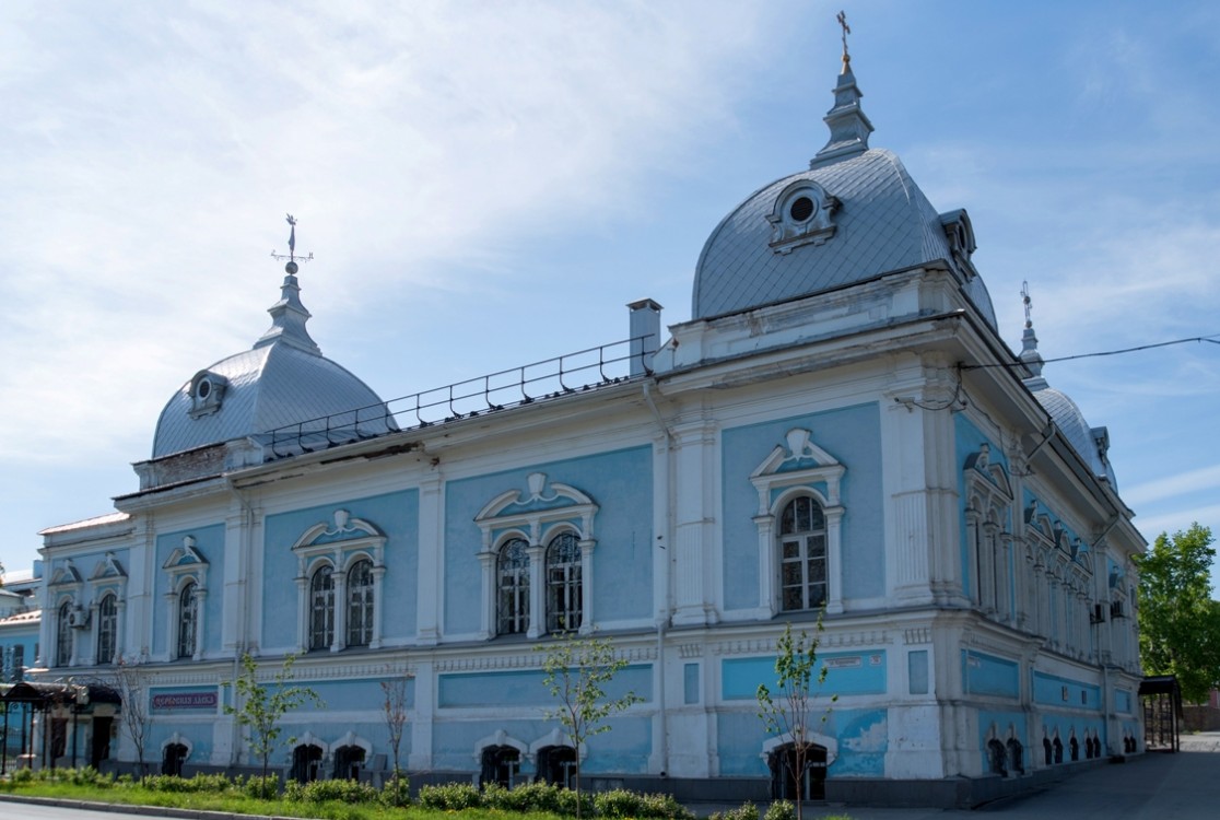 Барнаул. Домовая церковь Благовещения Пресвятой Богородицы при бывшем Духовном училище. фасады