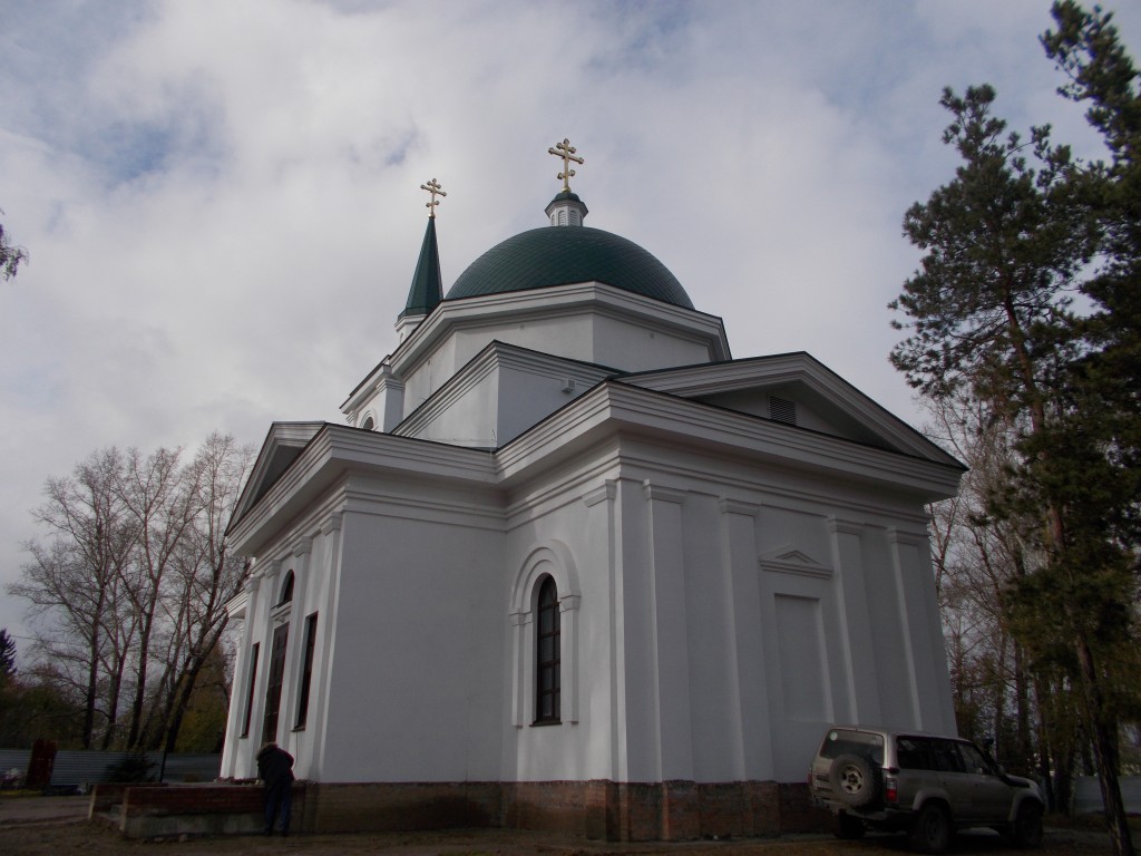 Барнаул. Церковь Иоанна Предтечи в Нагорном парке. фасады