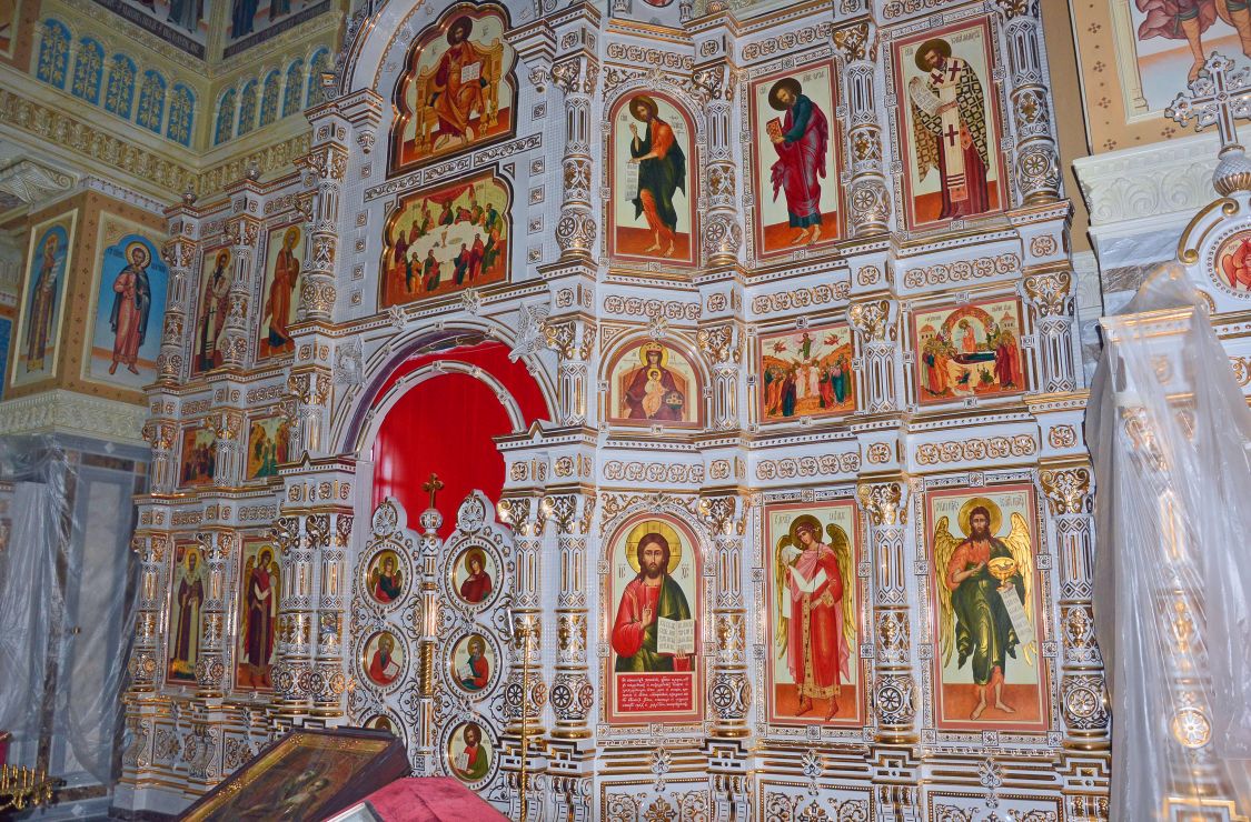 Барнаул. Церковь Иоанна Предтечи в Нагорном парке. интерьер и убранство