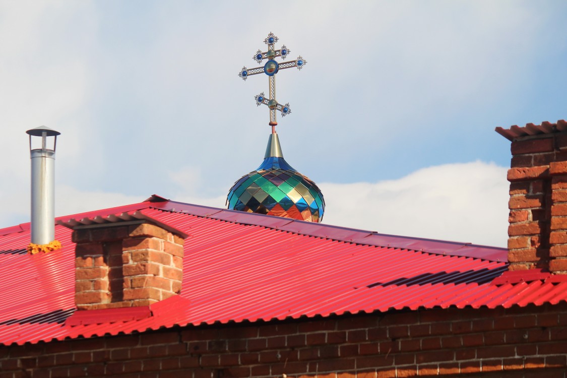 Булзи. Церковь Покрова Пресвятой Богородицы (временная). архитектурные детали