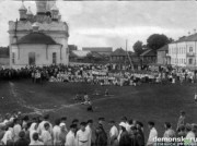 Демянск. Воздвижения Креста Господня (старая), церковь