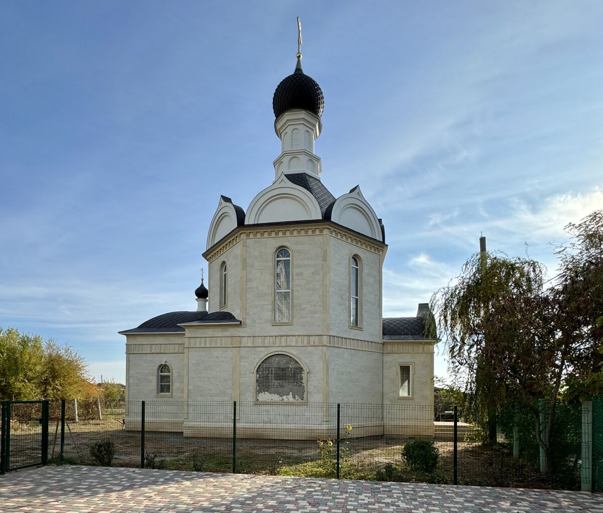 Церковь Иоанна Кронштадтского, Никольское (Енотаевский район, Астраханская область). фасады, Вид с севера